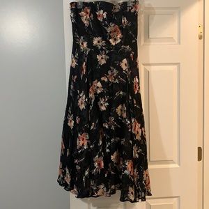 White House Black Market 10 strapless tea length dress with tool. Worn 2x